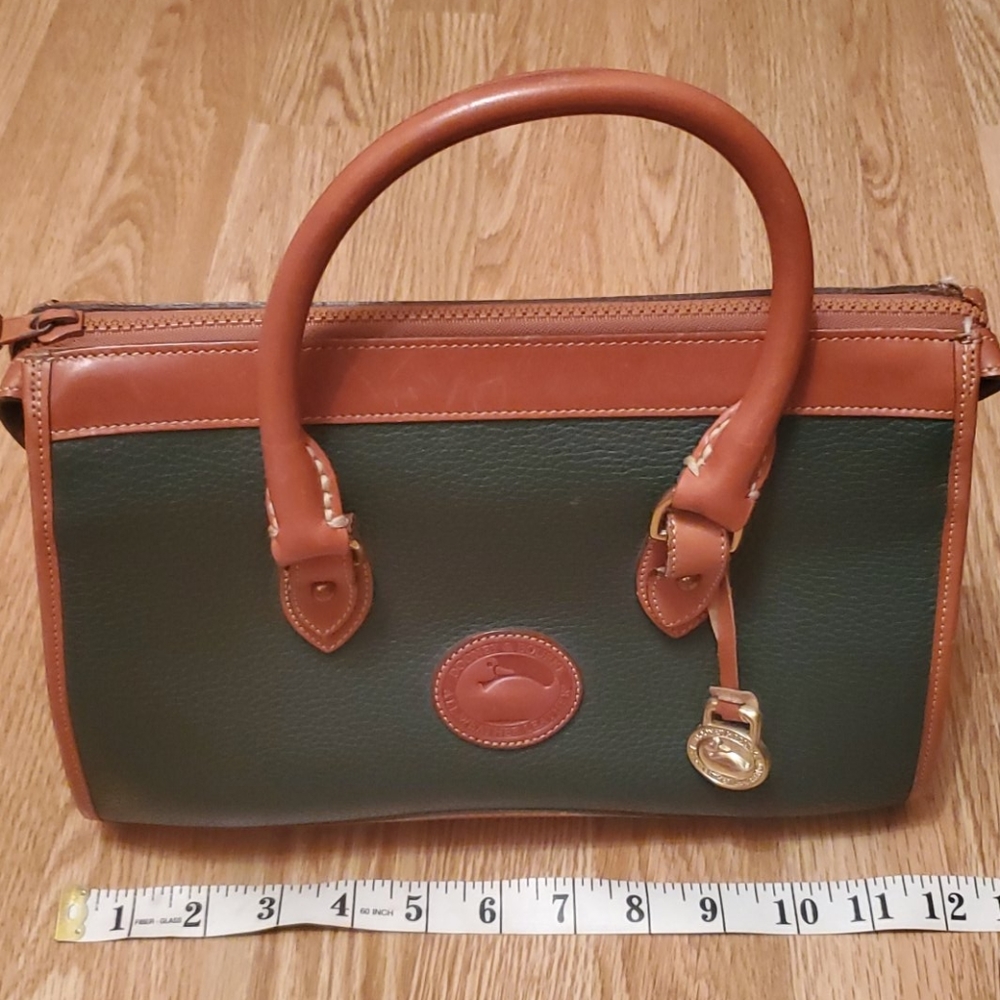 Vintage dooney bourke stachel bag